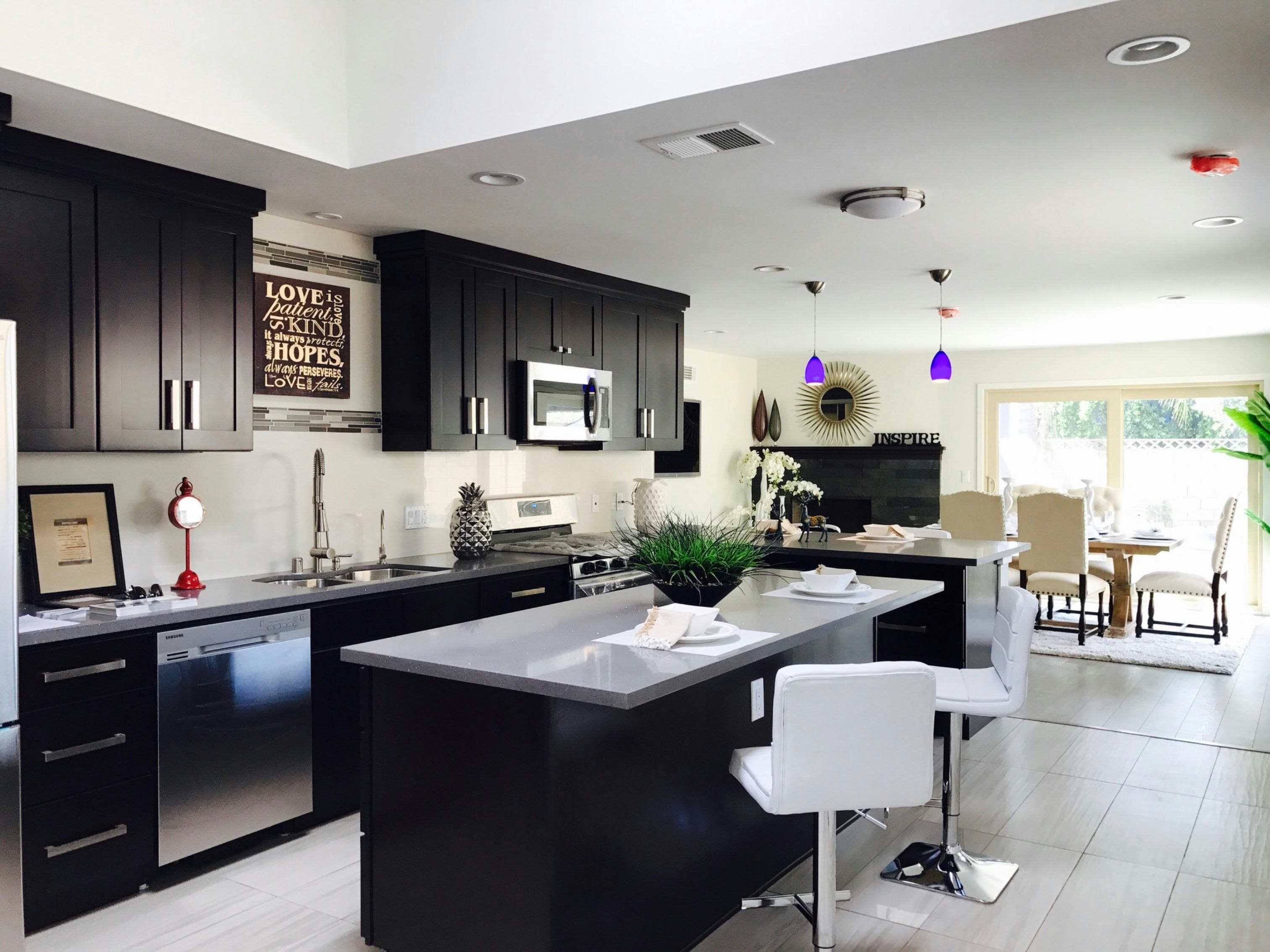 Modern Kitchen Division Banner